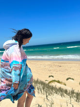 Load image into Gallery viewer, Adult Rottnest Hooded Towel - Rottnest